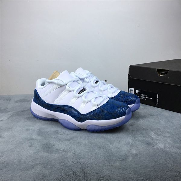 2019 Return New 11 Low Snakeskin Men Outdoor Sports Shoes Jumpman White/Black-Navy Fashion mens designer shoes athletic sneakers
2019 Return New 11 Low Snakeskin Men Outdoor Sports Shoes Jumpman White/Black-Navy Fashion mens designer shoes athletic sneakers