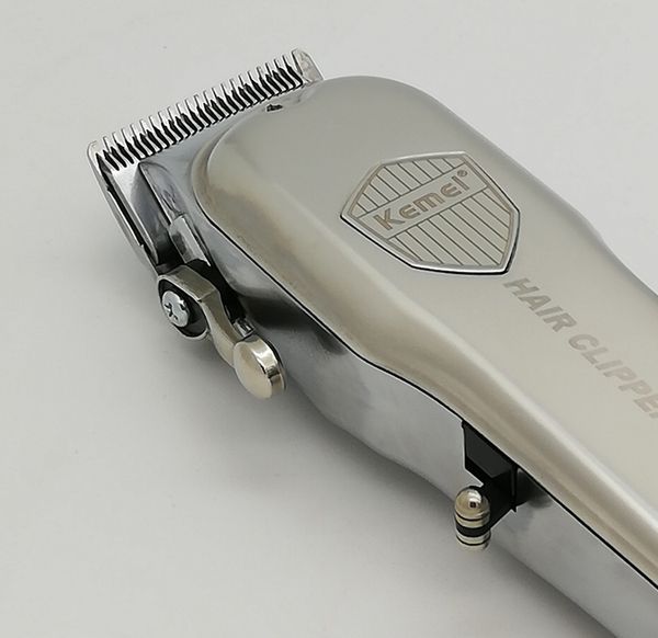 new cuchillo de barba cortapelos kemei professional powerful all metal hair clipper electric hair trimmer lcd display hair cutting machine b
new cuchillo de barba cortapelos kemei professional powerful all metal hair clipper electric hair trimmer lcd display hair cutting machine b