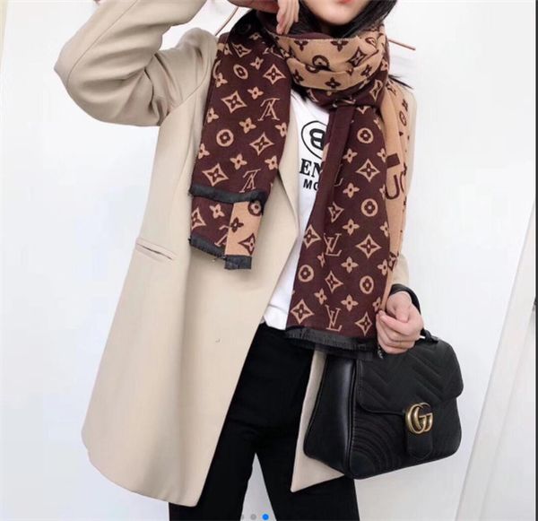 2018fashionable sells female scarf shawl warm luxurious female autumn winter scarf is the good collocation of air conditioning room, Blue;gray
2018fashionable sells female scarf shawl warm luxurious female autumn winter scarf is the good collocation of air conditioning room, Blue;gray