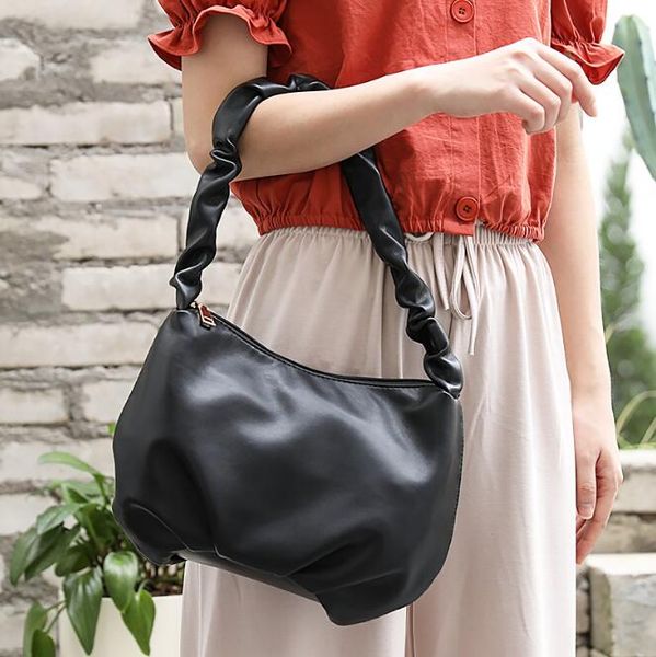 retro fold armpit bag fashion niche design handbag wild soft leather large capacity shoulder bag
retro fold armpit bag fashion niche design handbag wild soft leather large capacity shoulder bag