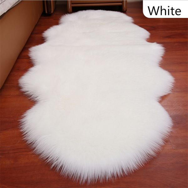 manufacturers wholesale imitation wool velvet carpet double fight 45*120cm bedroom bedside mat living room decorations can be customized
manufacturers wholesale imitation wool velvet carpet double fight 45*120cm bedroom bedside mat living room decorations can be customized