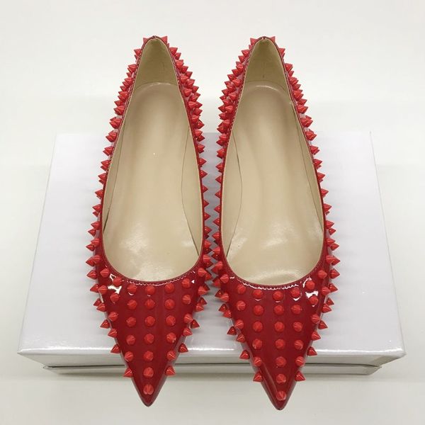 2020 fashion wedding lady women spikes red patent leather poined toes flat heels shoes designer pumps, Black
2020 fashion wedding lady women spikes red patent leather poined toes flat heels shoes designer pumps, Black