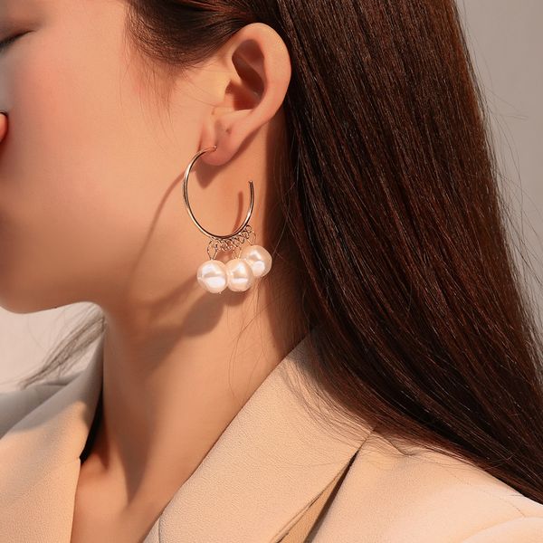 10sets/lot new fashion simple earring set pearl love stud earrings 6 pairs of ear set silver circle ear drop dangle jewelry wholesale
10sets/lot new fashion simple earring set pearl love stud earrings 6 pairs of ear set silver circle ear drop dangle jewelry wholesale