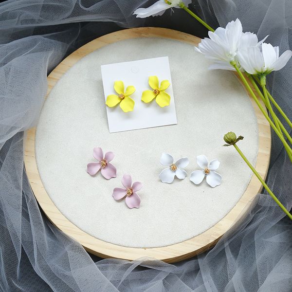 korean fresh sweet paint flower tracy solid woman girls stud earrings fashion jewelry holiday-kqqe, Golden;silver
korean fresh sweet paint flower tracy solid woman girls stud earrings fashion jewelry holiday-kqqe, Golden;silver
