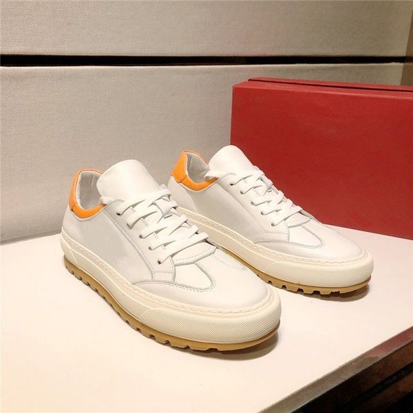 2020 spring and autumn new men's casual sports shoes, wild casual shoes leather white shoes quality
2020 spring and autumn new men's casual sports shoes, wild casual shoes leather white shoes quality