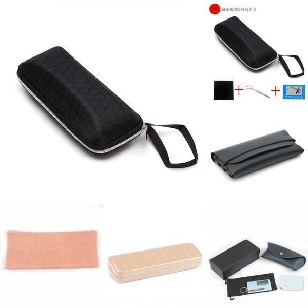universal case case screwdriver glasses classic football face zipper mirror box mirror cloth screwdriver high-grade glasses box
universal case case screwdriver glasses classic football face zipper mirror box mirror cloth screwdriver high-grade glasses box