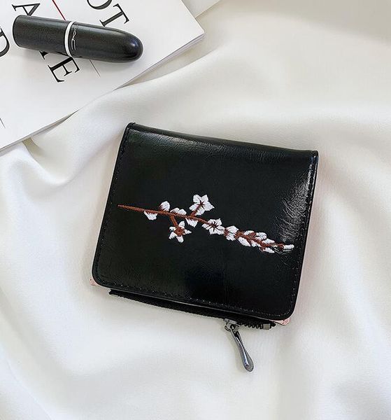 factory outlet women handbag retro leather folding womens purses multifunctional buckle decoration purse simple leathers short wallet, Red;black
factory outlet women handbag retro leather folding womens purses multifunctional buckle decoration purse simple leathers short wallet, Red;black