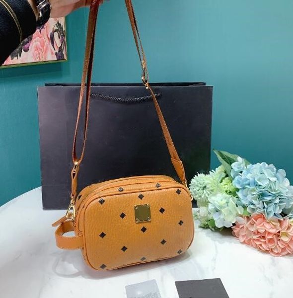 soho disco bag designer handbags luxury handbags famous crossbody fashion original cowhide genuine leather shoulder bags
soho disco bag designer handbags luxury handbags famous crossbody fashion original cowhide genuine leather shoulder bags