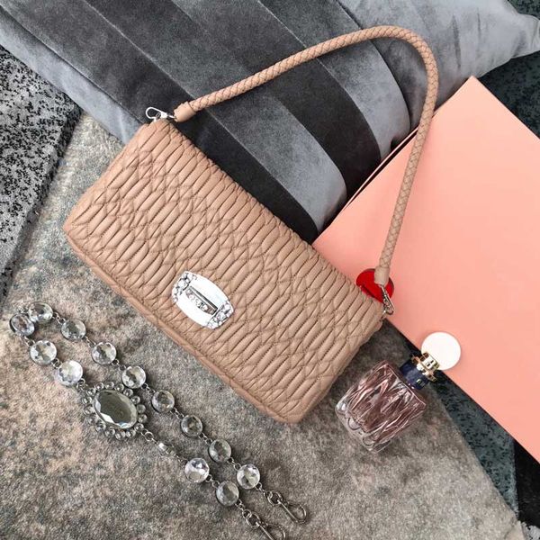 designer fashion women luxury bags lady sheepskin leather handbags brand bags purse shoulder female diamond chain bag shoulder b
designer fashion women luxury bags lady sheepskin leather handbags brand bags purse shoulder female diamond chain bag shoulder b