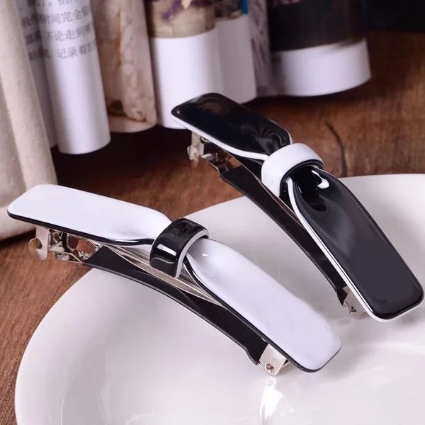 korea 8.5*1.5cm acetic acid hairpin steel bottom clamp claw one word clip wig jewelry counter gift 4pcs/lot, Slivery;golden
korea 8.5*1.5cm acetic acid hairpin steel bottom clamp claw one word clip wig jewelry counter gift 4pcs/lot, Slivery;golden