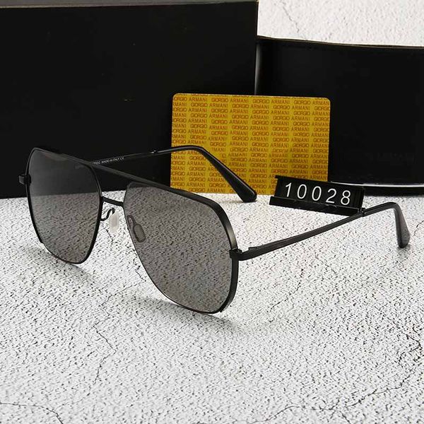 10028 polarized lens pilot fashion sunglasses for men and women brand designer sun glasses with case and box
10028 polarized lens pilot fashion sunglasses for men and women brand designer sun glasses with case and box