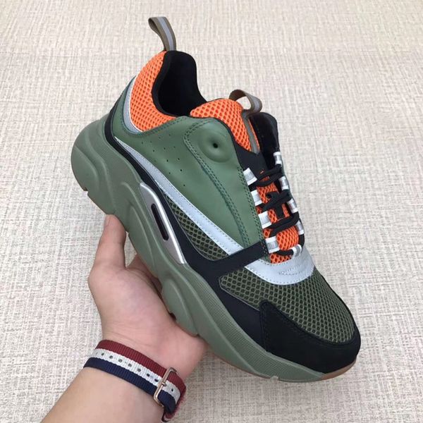2019 new cutting-edge r works: high-end men's shoes, breathable mesh women's shoes with lacing shoes, and high-quality cloth snea, Black
2019 new cutting-edge r works: high-end men's shoes, breathable mesh women's shoes with lacing shoes, and high-quality cloth snea, Black