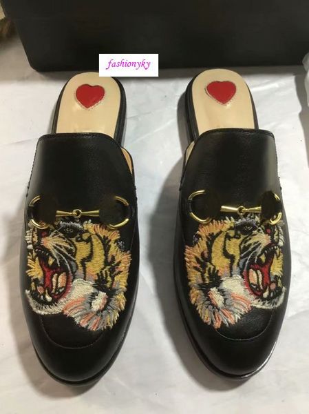 new women summer princetown lace velvet slippers mules loafers genuine leather flats with buckle bees snake pattern, Black
new women summer princetown lace velvet slippers mules loafers genuine leather flats with buckle bees snake pattern, Black