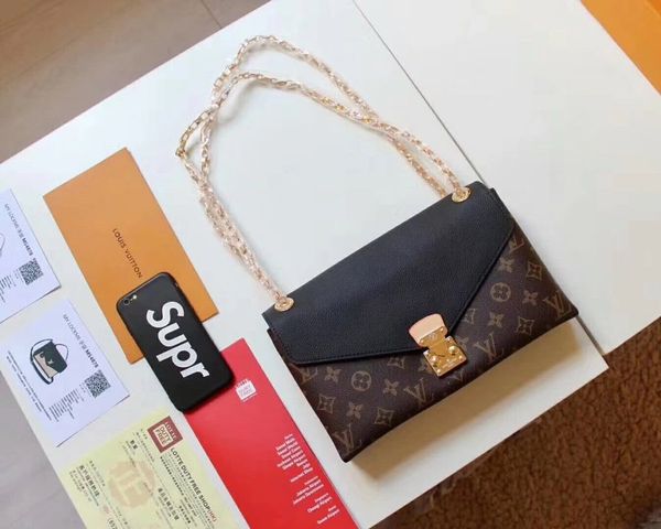 small style women chain bags fashion business casual real leather mens bag classic design crossbody bag for ladies size 26x17x6cm
small style women chain bags fashion business casual real leather mens bag classic design crossbody bag for ladies size 26x17x6cm