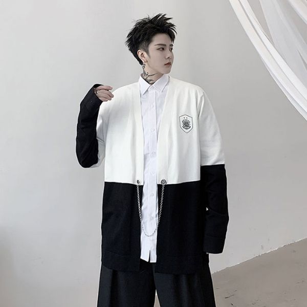 2020 new spring men chain thin casual cardigan sweater male streetwear hip hop splice color knitted outerwear sweater, White;black
2020 new spring men chain thin casual cardigan sweater male streetwear hip hop splice color knitted outerwear sweater, White;black