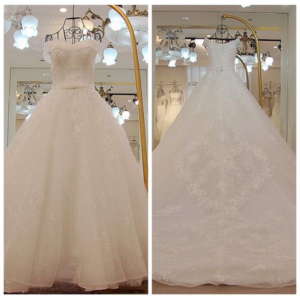 2021 sheer off shoulder lace appliques a-line wedding dresses beading lace up back bridal gowns modest vestidos de marriage formal, White
2021 sheer off shoulder lace appliques a-line wedding dresses beading lace up back bridal gowns modest vestidos de marriage formal, White