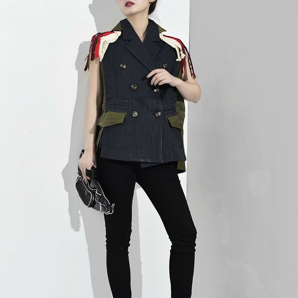 wkoud eam 2019 new spring autumn lapel sleeveless embroidery spliced hit color loose big size personality vest women qj01, Black;white
wkoud eam 2019 new spring autumn lapel sleeveless embroidery spliced hit color loose big size personality vest women qj01, Black;white