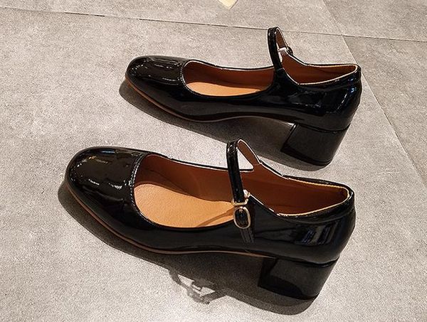 2020 women's shoes in spring and autumn with new style middle heel coarse heel square head grandma's shoes @3142, Black
2020 women's shoes in spring and autumn with new style middle heel coarse heel square head grandma's shoes @3142, Black