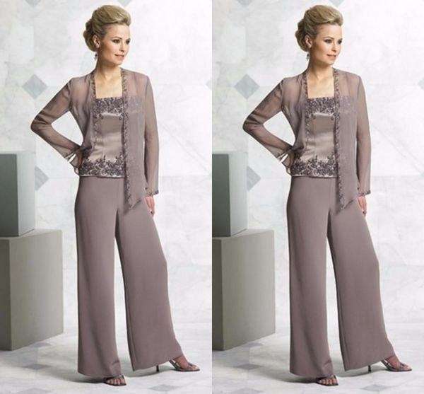 beaded mother of the bride pant suits with jackets square neck wedding guest dress plus size chiffon mothers groom dresses, Black;red
beaded mother of the bride pant suits with jackets square neck wedding guest dress plus size chiffon mothers groom dresses, Black;red