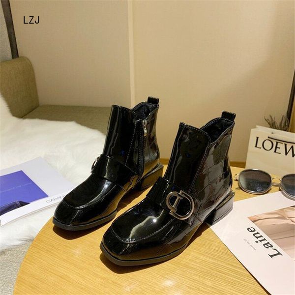 lzj 2019 classic heels suede women winter boots warm fur plush insole ankle boots women shoes side zipper shoes 35-40, Black
lzj 2019 classic heels suede women winter boots warm fur plush insole ankle boots women shoes side zipper shoes 35-40, Black