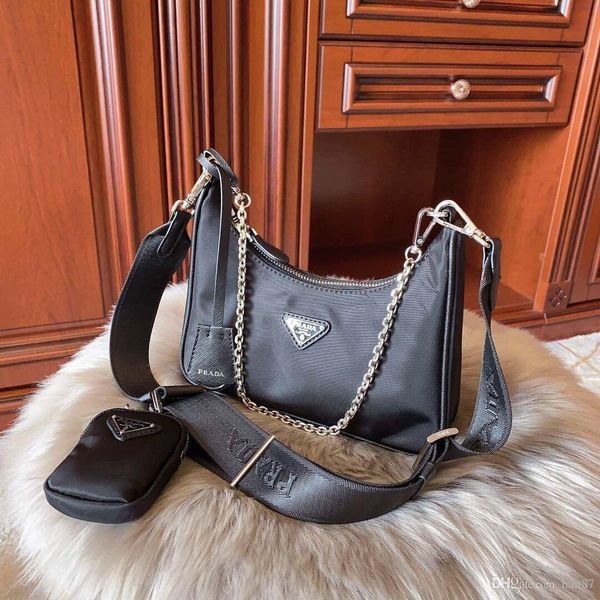 waterproof canvas chains deisigner shoulder bag for women chest pack lady tote handbags presbyopic purse messenger bag designer handbags
waterproof canvas chains deisigner shoulder bag for women chest pack lady tote handbags presbyopic purse messenger bag designer handbags