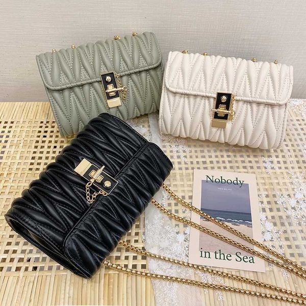 small bag for woman 2020 summer new fashion diamond chain one shoulder diagonal small square tide
small bag for woman 2020 summer new fashion diamond chain one shoulder diagonal small square tide