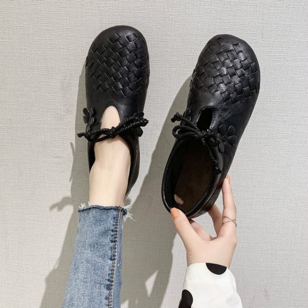 spring ladies shoes round head comfortable solid color deep fashion wild lace-up flat shoes loafers women zapatos mujer w28-38, Black
spring ladies shoes round head comfortable solid color deep fashion wild lace-up flat shoes loafers women zapatos mujer w28-38, Black