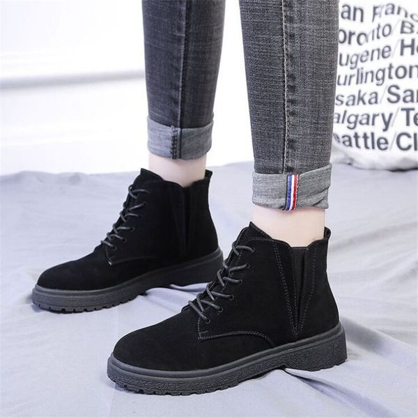 2020 autumn and winter vintage women ankle boots fashion women boots ladies short casual lace up warm shoes, Black
2020 autumn and winter vintage women ankle boots fashion women boots ladies short casual lace up warm shoes, Black