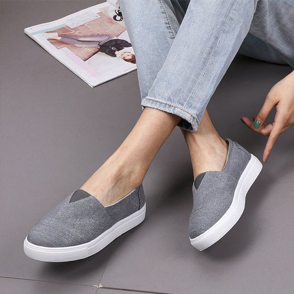 new women flat shoes autumn casual sneakers woman comfort loafers slip on women plus size platform ladies fashion female, Black
new women flat shoes autumn casual sneakers woman comfort loafers slip on women plus size platform ladies fashion female, Black