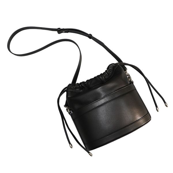 bucket bag 2020 new tide net red drawstring retro women fashion messenger ins super fire shoulder bag
bucket bag 2020 new tide net red drawstring retro women fashion messenger ins super fire shoulder bag