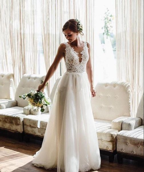 2020 country wedding dresses v neck backless sweep train appliques beads garden beach boho bridal gowns vestidos de novia plus size, White
2020 country wedding dresses v neck backless sweep train appliques beads garden beach boho bridal gowns vestidos de novia plus size, White