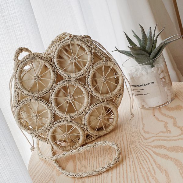women straw messenger shoulder bag fashion summer beach handmade knit cotton linen round hollow bags ladies travel woven handbag
women straw messenger shoulder bag fashion summer beach handmade knit cotton linen round hollow bags ladies travel woven handbag