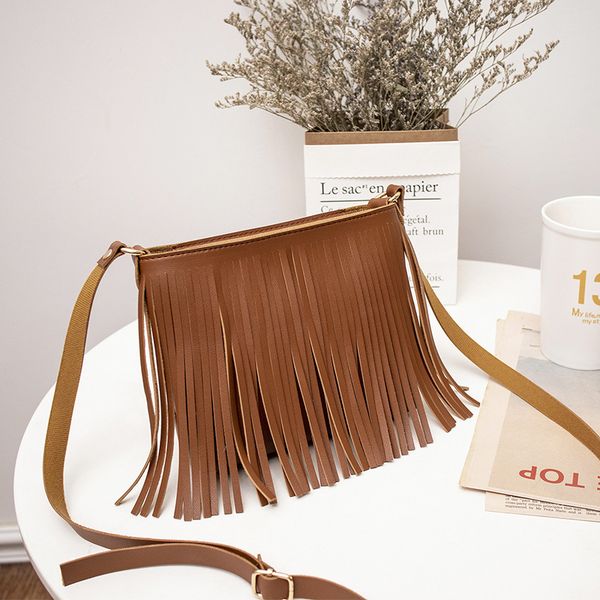2019 summer new korean version of women's bag fashion shoulder bag tassel mobile coin purse
2019 summer new korean version of women's bag fashion shoulder bag tassel mobile coin purse