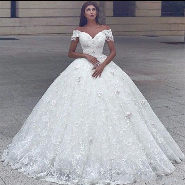 2020 arabic ball gown wedding dresses off shoulder 3d appliques beaded lace cap sleeves princess floor length puffy plus size bridal gowns, White
2020 arabic ball gown wedding dresses off shoulder 3d appliques beaded lace cap sleeves princess floor length puffy plus size bridal gowns, White