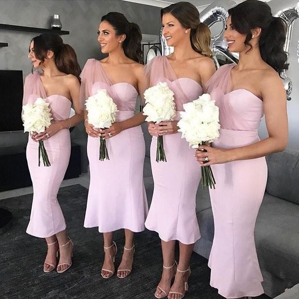 2020 new pink short one shoulder bridesmaid dresses for weddings mermaid tea length satin tulle plus size formal maid of honor gowns, White;pink
2020 new pink short one shoulder bridesmaid dresses for weddings mermaid tea length satin tulle plus size formal maid of honor gowns, White;pink