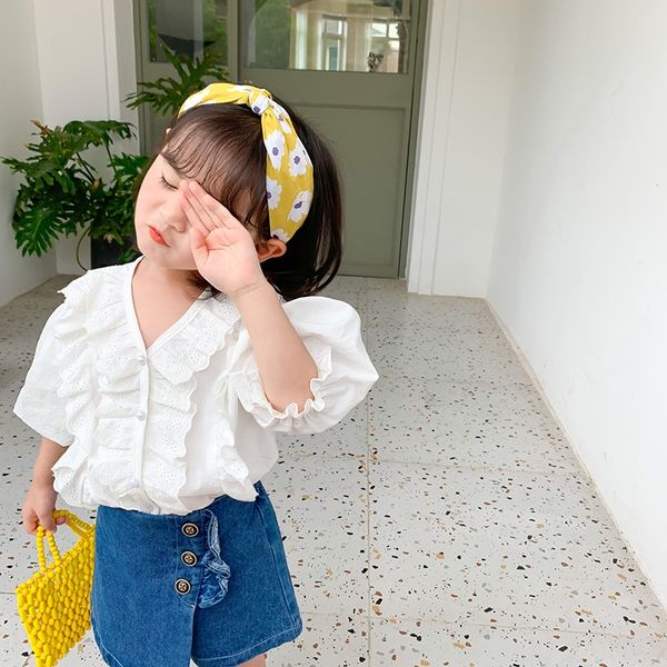 2020 children's summer clothes korean girls temperament all-match princess doll shirt cute wooden ear doll shirt, White;black
2020 children's summer clothes korean girls temperament all-match princess doll shirt cute wooden ear doll shirt, White;black