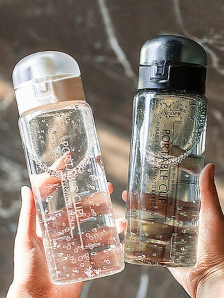2019 new large capacity water cup for male and female students fall-proof calibration portable water bottle for space sports
2019 new large capacity water cup for male and female students fall-proof calibration portable water bottle for space sports