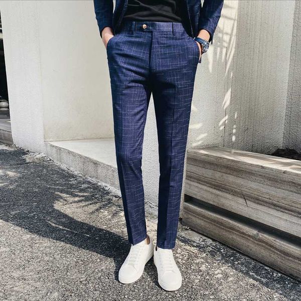 classic checked plaid suit pants men business casual dress pants brand korean slim fit street wear social clothing, White;black
classic checked plaid suit pants men business casual dress pants brand korean slim fit street wear social clothing, White;black