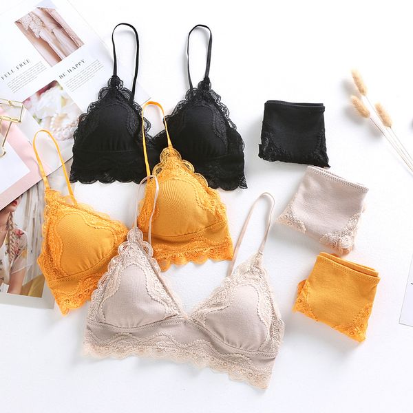 striped cotton bralette set with lace underwear with inserts wireless triangle bra soft cup girls bra sets women lingerie, Red;black
striped cotton bralette set with lace underwear with inserts wireless triangle bra soft cup girls bra sets women lingerie, Red;black