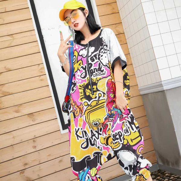 new design cartoon jumpsuit women high street color blocked one piece romper plus size casual overalls hip hop punk pantsuits, Black;white
new design cartoon jumpsuit women high street color blocked one piece romper plus size casual overalls hip hop punk pantsuits, Black;white