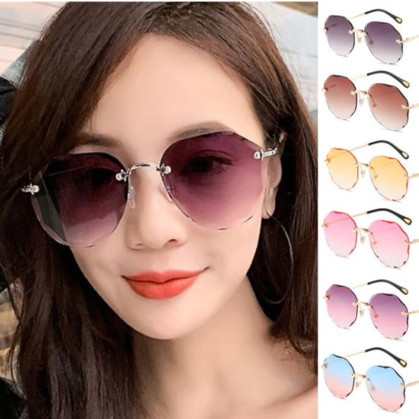 fashion women trimming sunglasses gradient color sun glasses goggles anti-uv spectacles rimless eyeglasses adumbral eyewear a++, White;black
fashion women trimming sunglasses gradient color sun glasses goggles anti-uv spectacles rimless eyeglasses adumbral eyewear a++, White;black