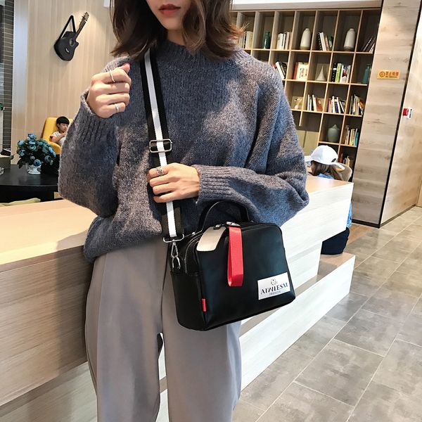 leather crossbody bag for women handbag fashion solid simple wild zipper shoulder bag female small square messenger
leather crossbody bag for women handbag fashion solid simple wild zipper shoulder bag female small square messenger