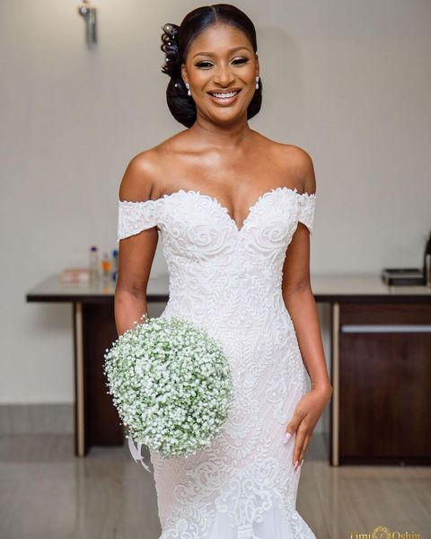 luxury off shoulder lace appliqued mermaid wedidng dress with detachable train vintage appliqued saudi arabia dubai plus size bridal gown, White
luxury off shoulder lace appliqued mermaid wedidng dress with detachable train vintage appliqued saudi arabia dubai plus size bridal gown, White