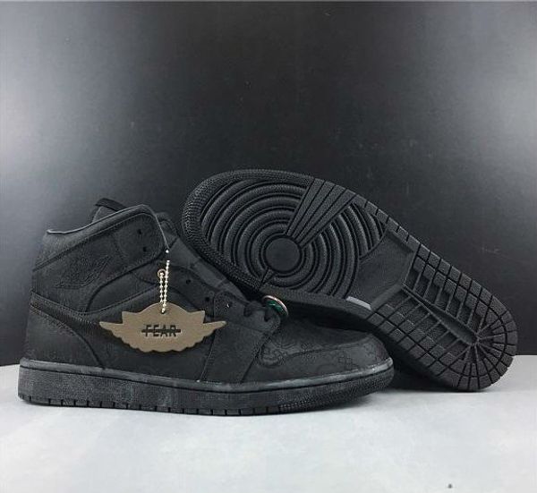 new high 1 mid fearless edison chen satin silk retro black basketball shoes man sport sneakers with box
new high 1 mid fearless edison chen satin silk retro black basketball shoes man sport sneakers with box