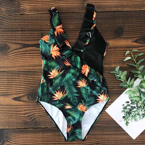 2019 deep-v one piece swimsuit female women vintage retro print swimwear high neck bandage ruffle backless monokini, White;black
2019 deep-v one piece swimsuit female women vintage retro print swimwear high neck bandage ruffle backless monokini, White;black