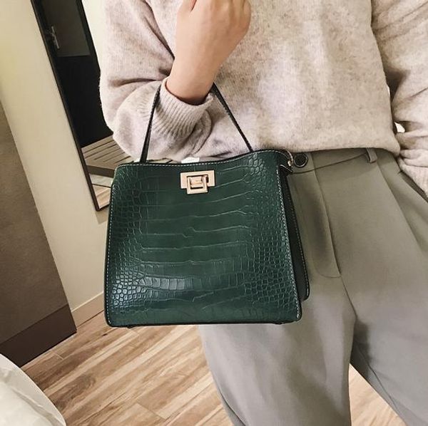 the est brand ladies fashion handbags crocodile pattern mother bag european and american style messenger bag shoulder bag ing
the est brand ladies fashion handbags crocodile pattern mother bag european and american style messenger bag shoulder bag ing