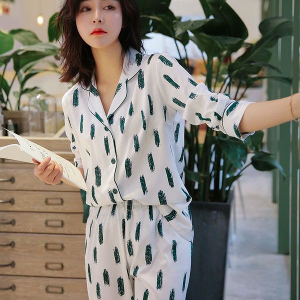 spring and summer new ladies simulation silk pajamas casual silk high-grade home service white long-sleeved trousers two-piece, Black;red
spring and summer new ladies simulation silk pajamas casual silk high-grade home service white long-sleeved trousers two-piece, Black;red