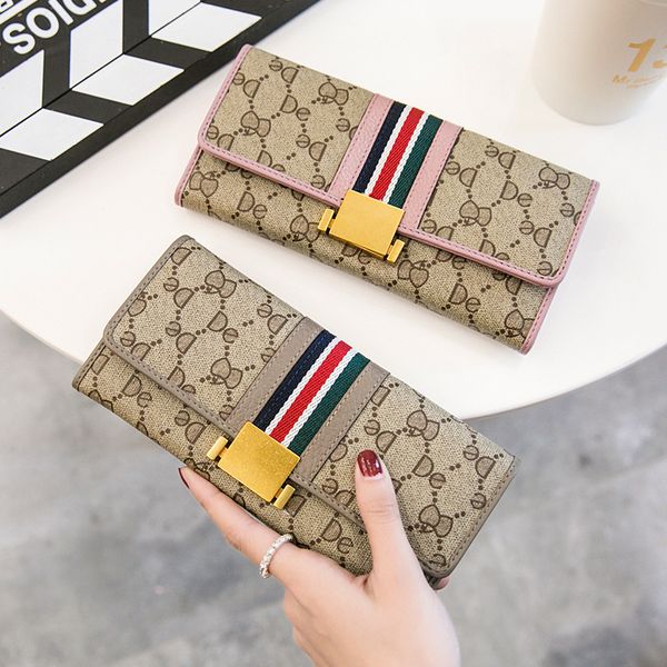 Carteiras coworld
Carteiras coworld