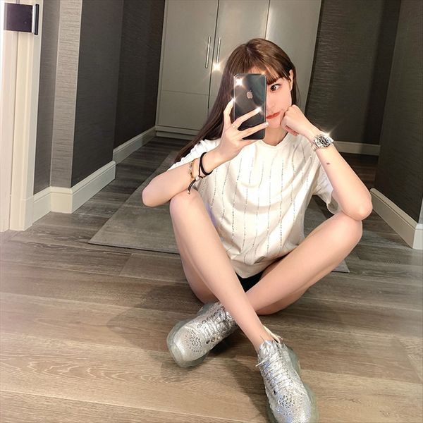 white diamond diamond t-shirt 2019 short-sleeved women's ins fashionable clothes shining women's all-match
white diamond diamond t-shirt 2019 short-sleeved women's ins fashionable clothes shining women's all-match