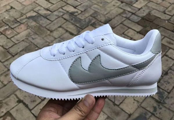 women men casual shoes fashion sneakers casual shoes leather sport classic flats pu leather fashion outdoor sneakers size 36-45, Black
women men casual shoes fashion sneakers casual shoes leather sport classic flats pu leather fashion outdoor sneakers size 36-45, Black